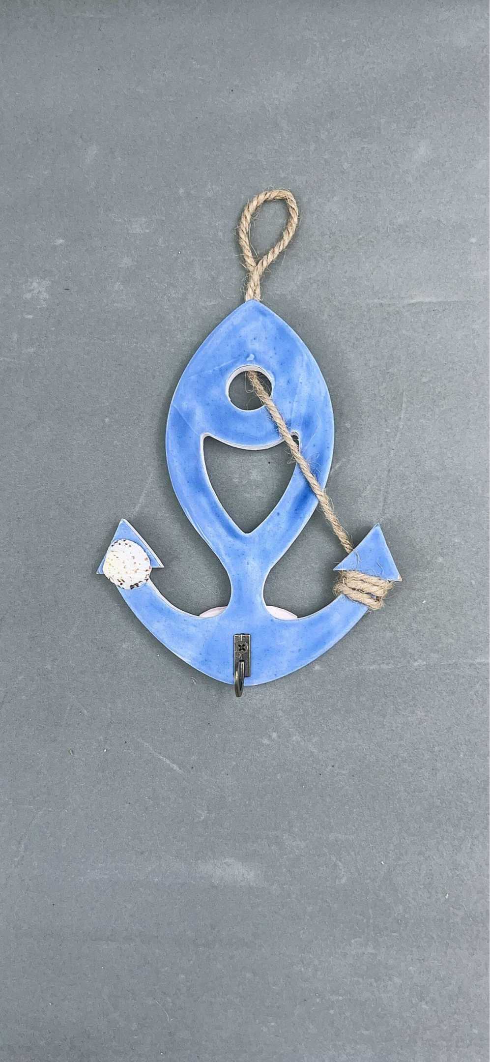 dc3d3afeb6f253bb936a5b8d7308975a